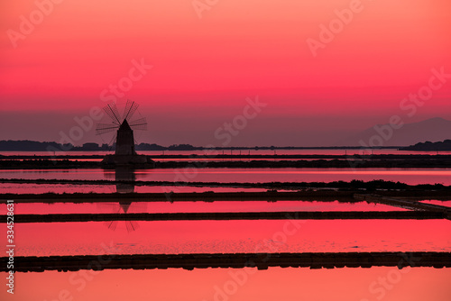 Fotografie Tramondo sulle saline di Marsala (TP)