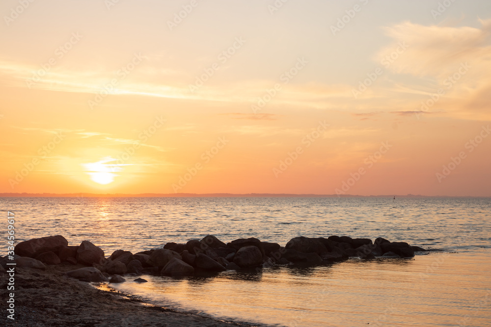 Obraz premium schöner Sonnenuntergang am Meer