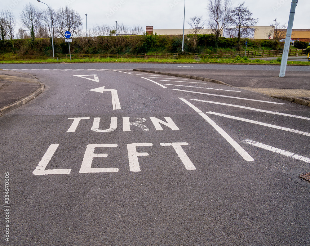 Fototapeta premium Turn Left on road