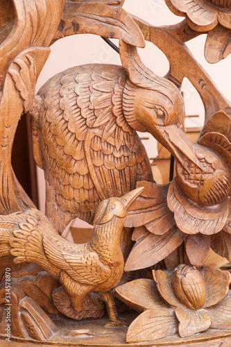 Wood birds. Handmade from china