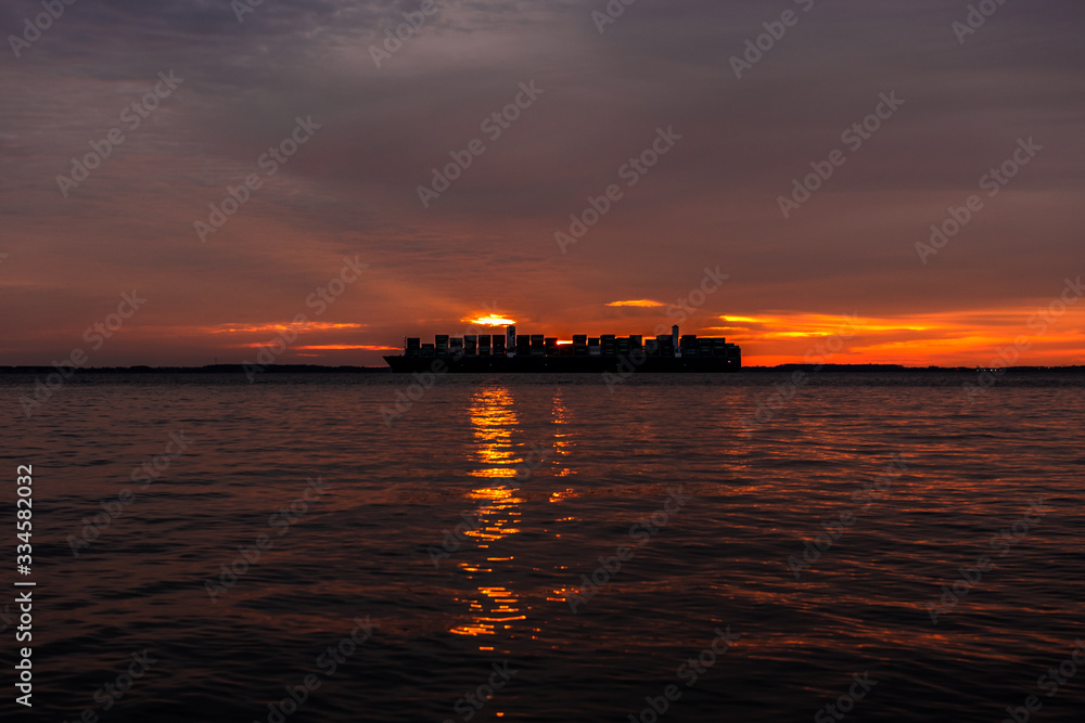 Sunrise at the Chesapeake Bay 