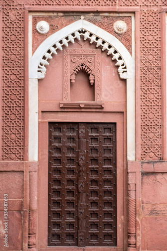 Pink stone door in India, Agra © Franek