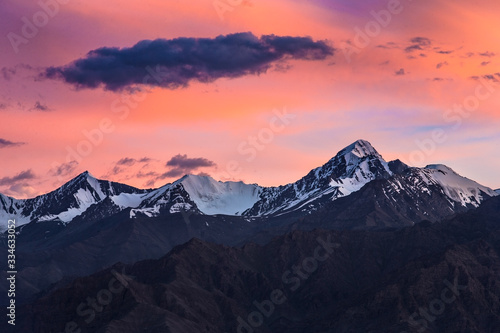 Leh Ladakh Beautiful Wallpaper © Chutchai
