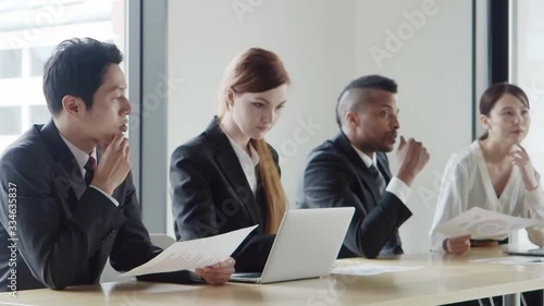 Wallpaper Mural グローバルビジネス　ミーティング Torontodigital.ca