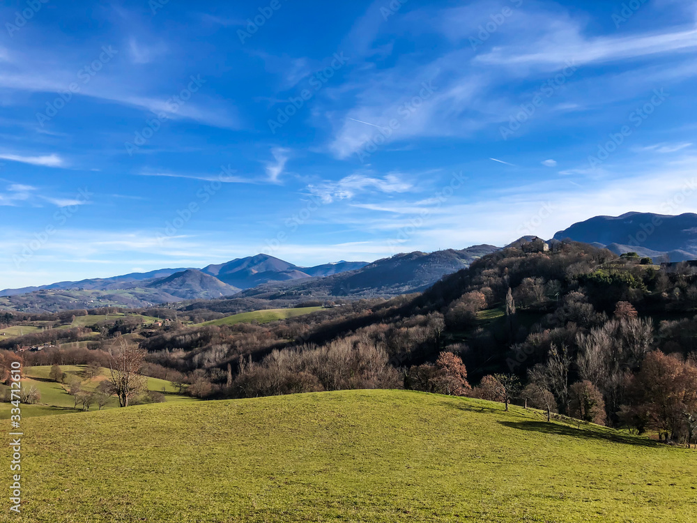 Pyrénées Mountains