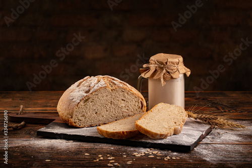 Billede på lærred Homemade sourdough bread