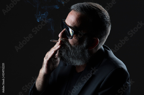 Bilde på lerret Homme fumeur