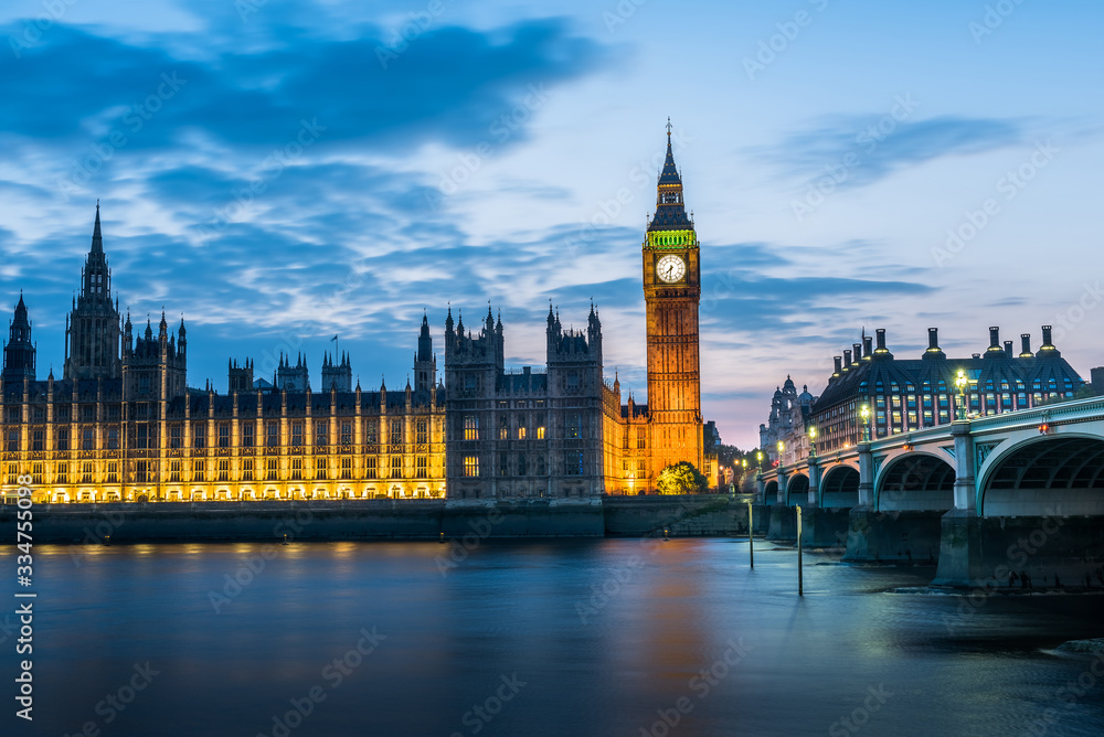 Naklejka premium Westminster abbey and big ben at night, London, UK