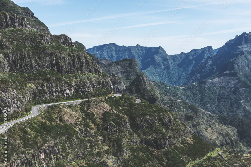 Naklejka premium Madeira Roads through the Mountains