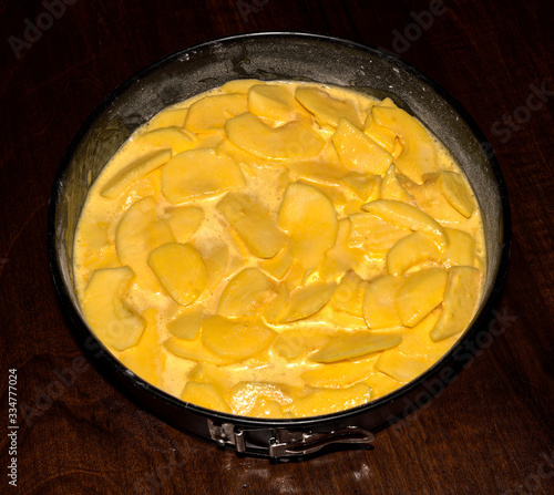 Homemade apple pie preparation 5