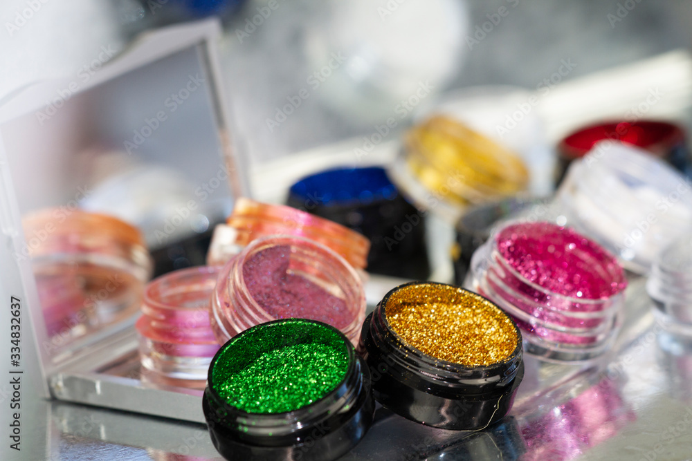 Naklejka premium Glitter and Glimer