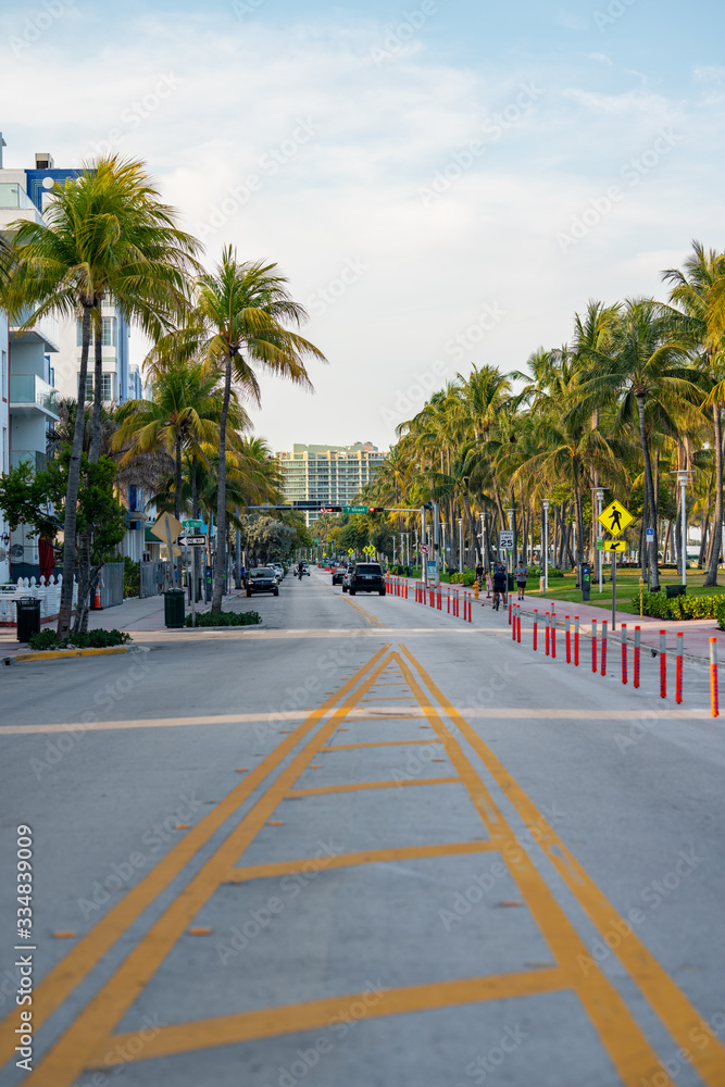 Middle of street photo Miami Beach Ocean Drive Coronavirus Covid 19 shut down quarantine