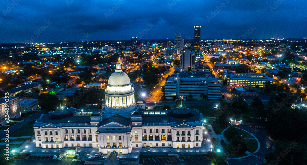 ARKANSAS STATE CAPITOL BUILDING NIGHT CITY LIGHTS