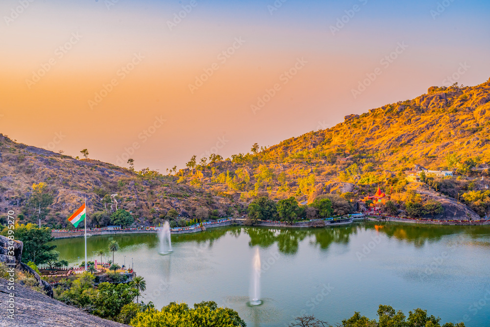 nakki-lake-is-a-lake-in-the-indian-hill-station-of-mount-abu-in