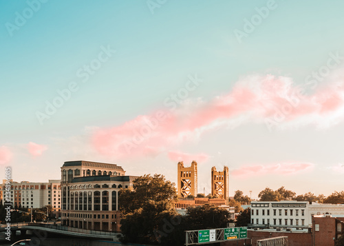 Obraz na płótnie Sacramento City Skyline - Dreamy Clouds - Sacramento Skyline at Sunset