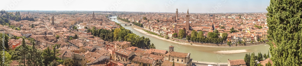 Verona Italien Panorama Altstadt und Sehenswürdigkeiten