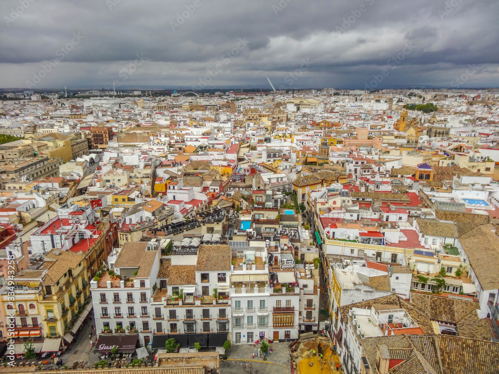 Sevilla Spanien Panorama Altstadt und Sehenswürdigkeiten