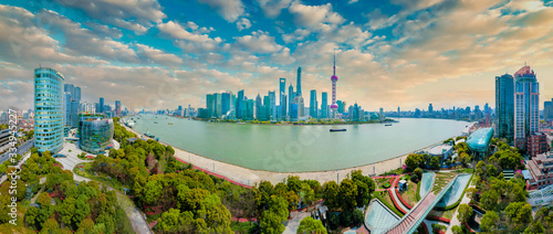 Photography The city scenery along the Huangpu River in Shanghai, China