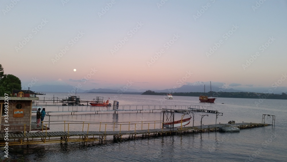 Obraz premium pier at sunset