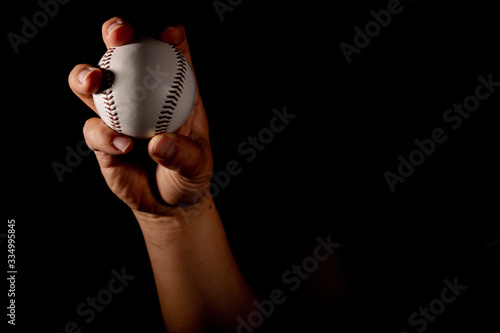右手投げ投手の変化球の握り方
