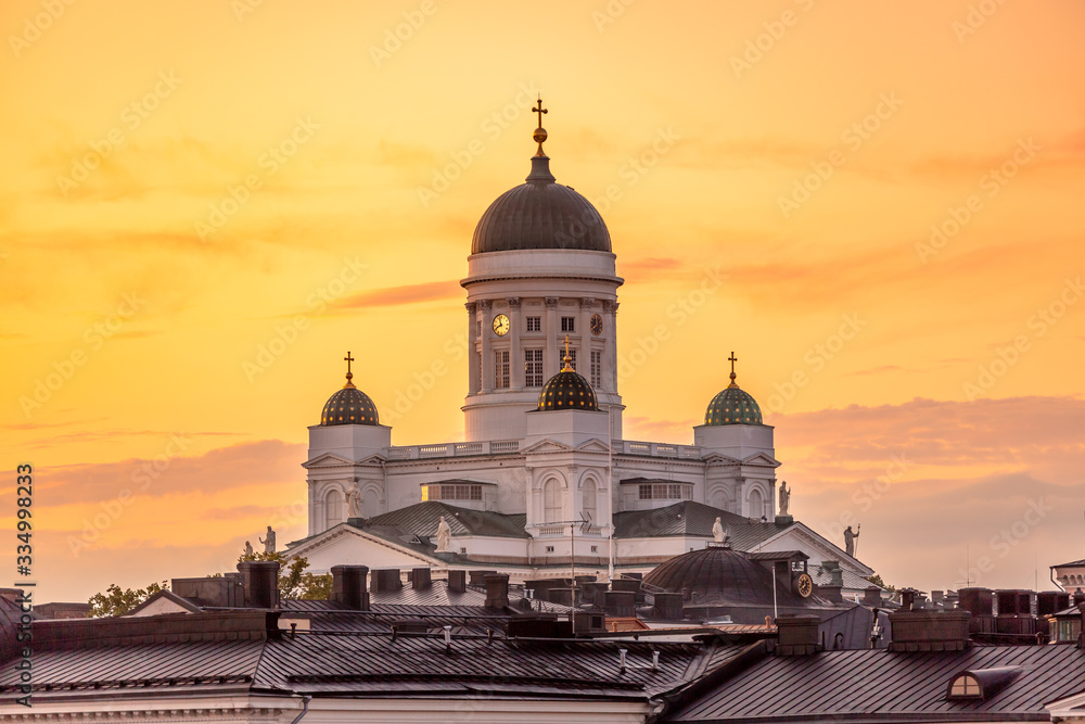 Obraz premium Helsinki Cathedral and Senate Square at sunset. Finland