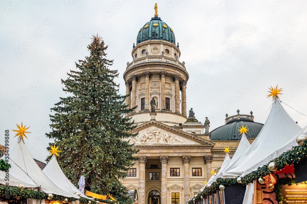 Fototapeta premium Christmas market on Gendarmenmarkt in Berlin