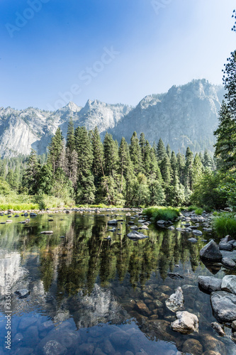 A beautiful View in Yosemite National Park © JR Araújo Photo