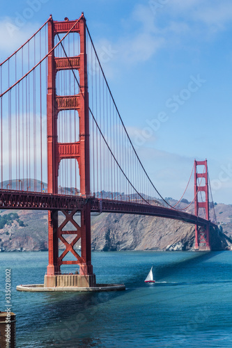 Fototapeta Naklejka Na Ścianę i Meble -  Golden Gate Bridge in San Francisco California, USA