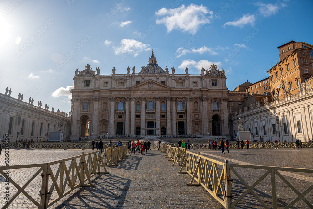Bazylika świętego Piotra, wejście główne, Watykan, Włochy	