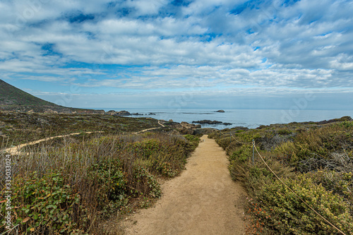 A beautiful View in  Calif  rnia coast - Big Sur  Condado de Monterey  Calif  rnia