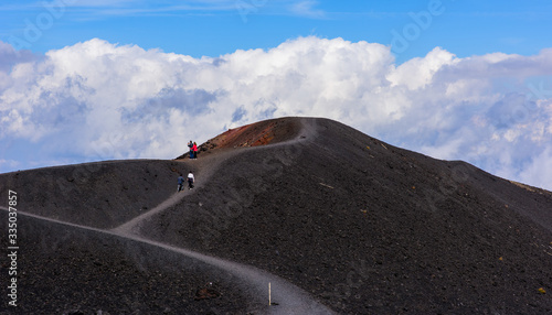 Massif de l'Etna en sicile photo