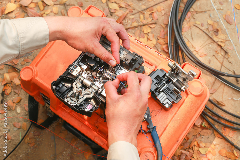 Fiber Optic Cable Connection signal and Wire connection with