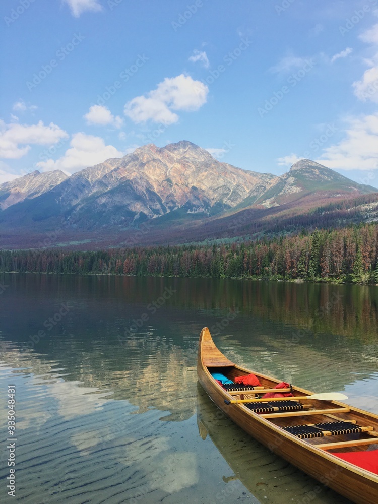 Canoe on Pyramid Lake Canoe on Pyramid Lake