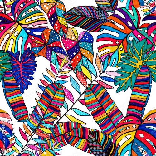 Modern abstract seamless pattern with creativecolorful tropical leaves for design. Retro bright summer background. Jungle foliage illustration. Swimwear botanical design. Vintage exotic print.