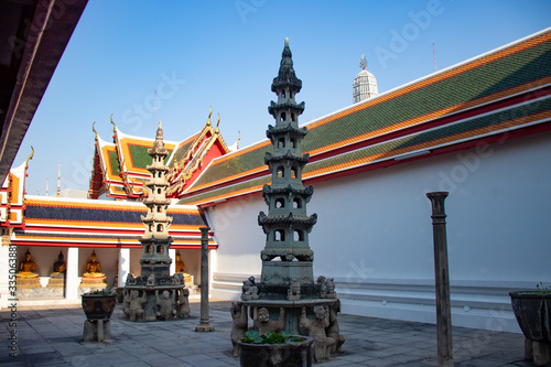 Foto A beautiful view of Wat Pho buddhist temple in Bangkok, Thailand.