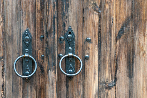 Obraz na plátně Old wooden doors