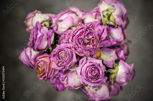 The bouquet of pink roses