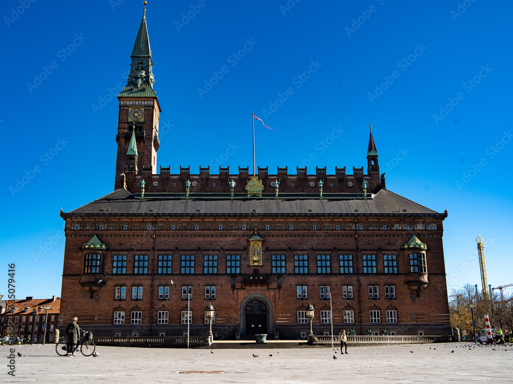 Fototapeta premium Empty town square