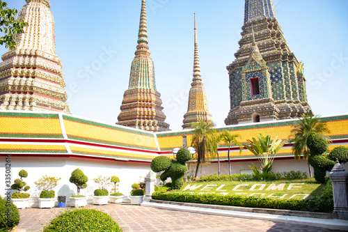 A beautiful view of Wat Pho buddhist temple in Bangkok, Thailand. © joseduardo