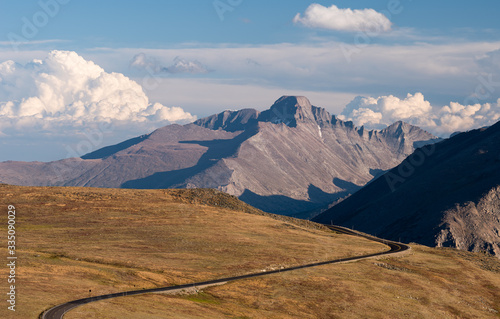Slika na platnu Paved Trail Ridge Road goes through Rocky Mountain National Park located in Northern Colorado