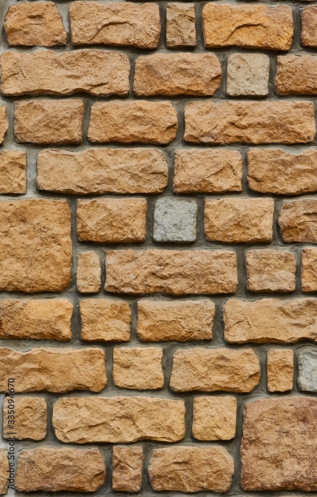 Wall masonry made of decorative stone