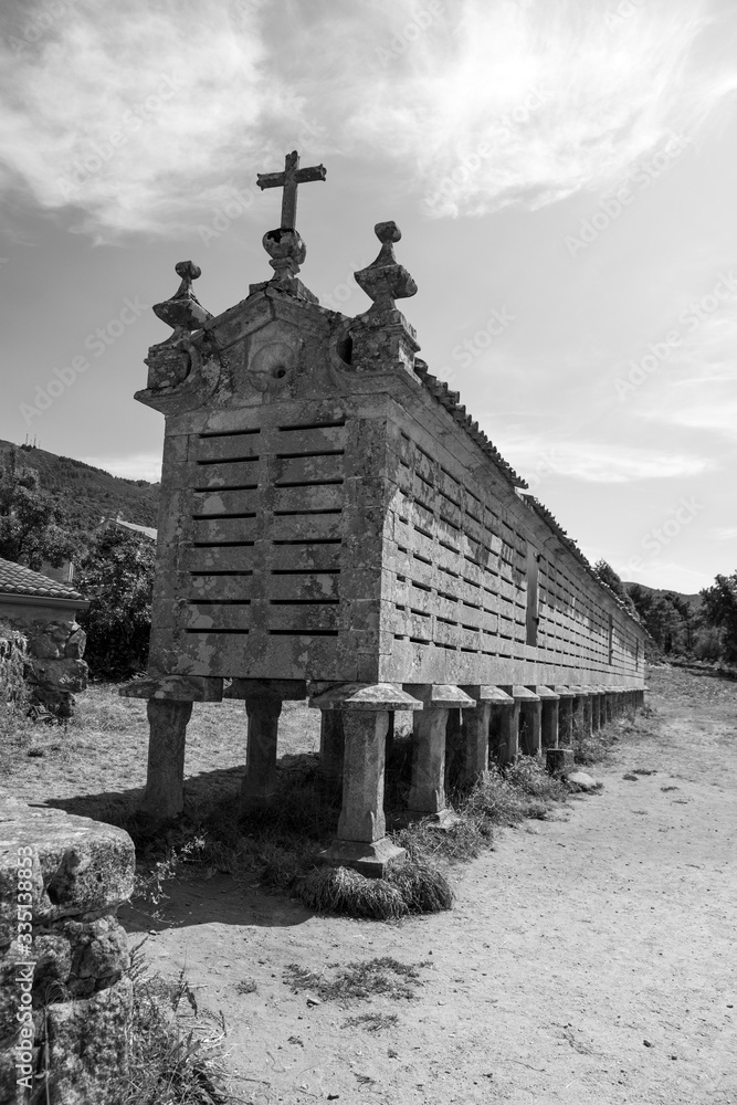 Obraz premium Un tipo de almacén muy antiguo típico de Galicia España 