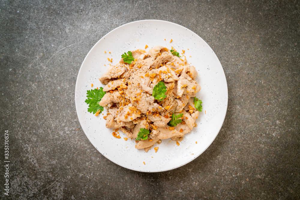 stir-fried chicken with garlic stir-fried chicken with garlic