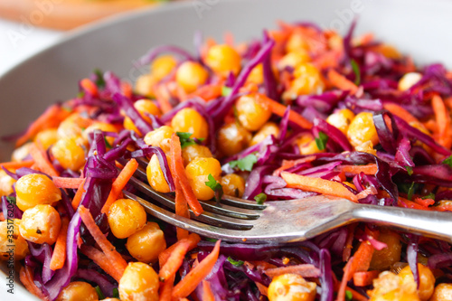 Vegetable salad with chickpeas