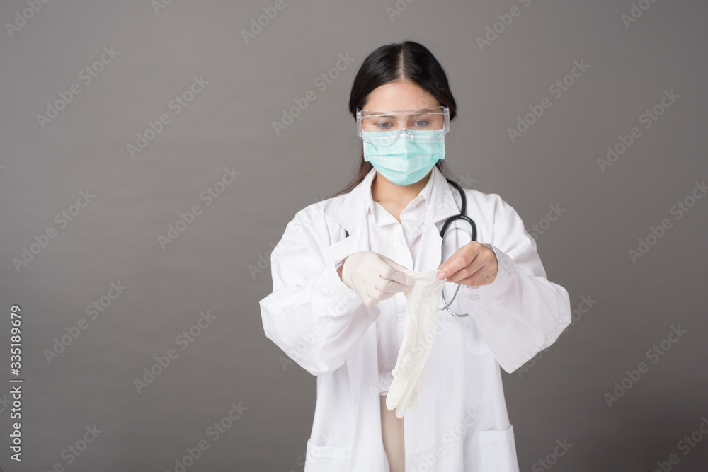 woman doctor is preparing to work with Coronavirus woman doctor is preparing to work with Coronavirus