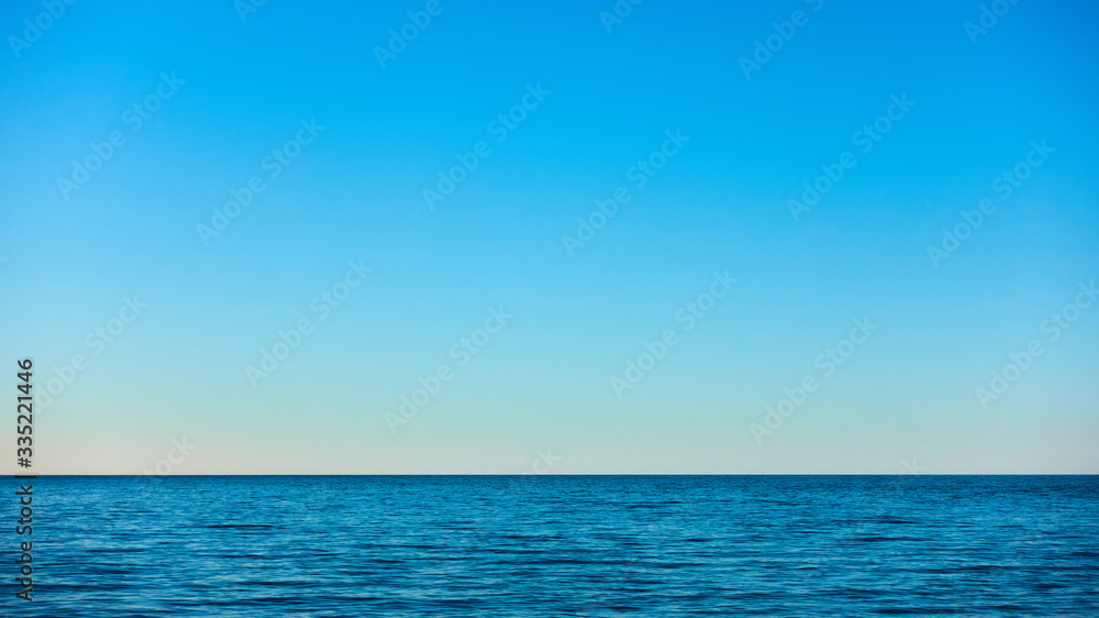 Beautiful seascape with sea horizon