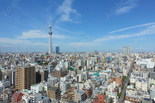 City horizon: Tokyo Skytree and buildings in Tokyo under clear sky