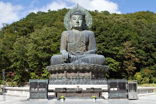 Great Unification Buddha Tongil Daebul of Sinheungsa buddhist temple, Seoraksan, Sokcho, Gangwon Province, Korea