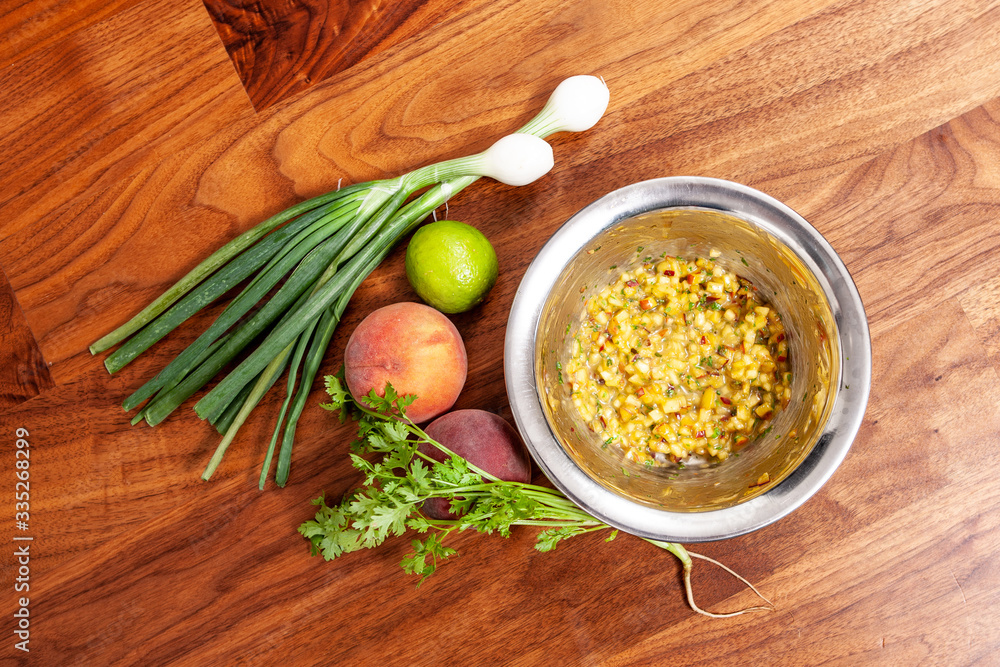 lifestyle cook presenting food in a plate lifestyle cook presenting food in a plate