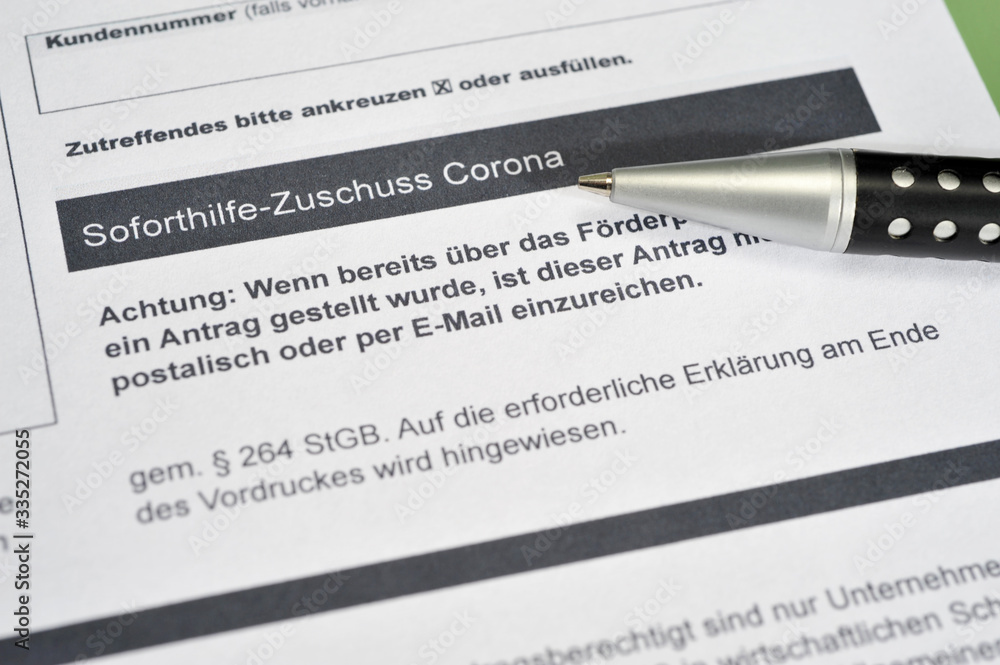 Obraz premium Corona, Soforthilfe, Antrag, Formular, Covid-19, Pandemie, Staat, Virus, Pandemie, Zuschuss, Coronakrise, Kosten, Finanzen, Steuern, Arbeitsplätze, Mietkosten, Lohnkosten, Geld, Hilfe, Selbständige, 